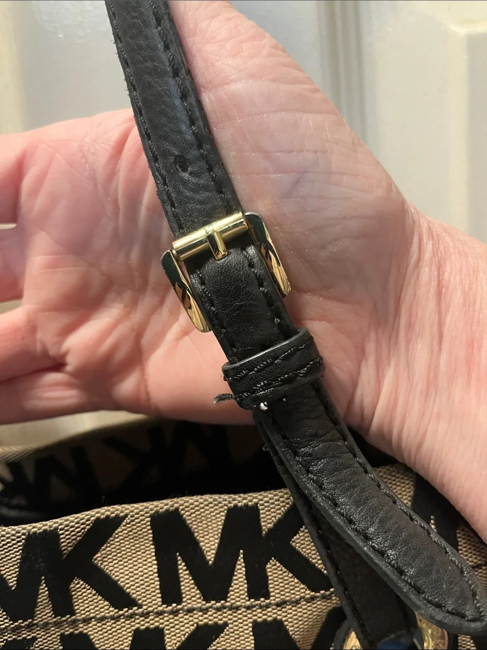 EUC Michael Kors Black & Brown MK Logo Tote with Gold Charm Leather Straps - Picture 8 of 14